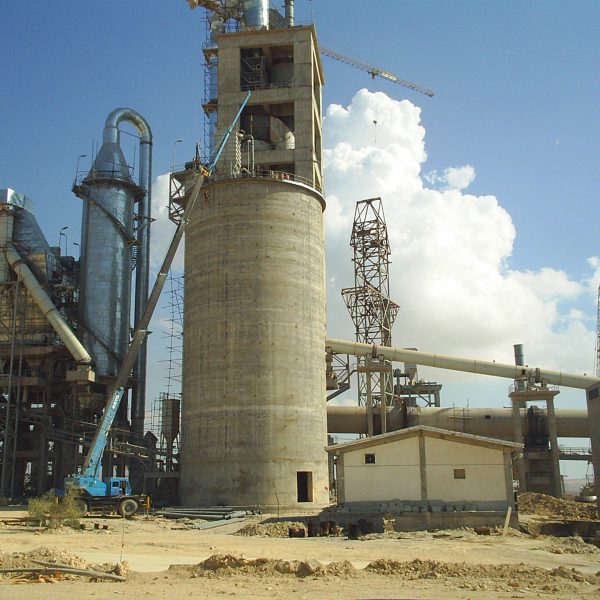 کارخانه شرکت سیمان قشم13