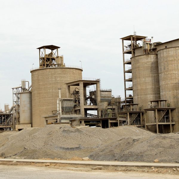 کارخانه شرکت سیمان قشم16