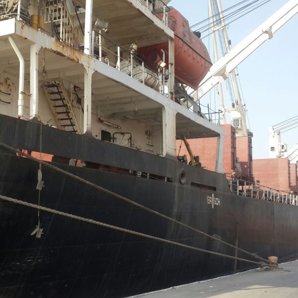 کارخانه شرکت سیمان قشم29