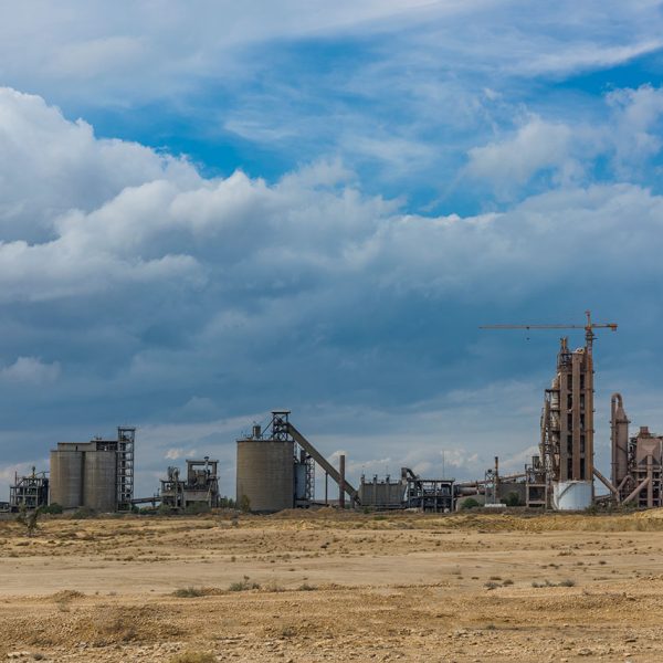 کارخانه شرکت سیمان قشم5