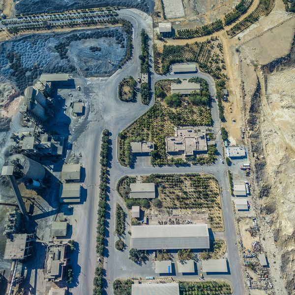 کارخانه شرکت سیمان قشم7