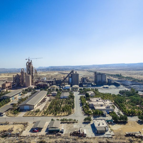 کارخانه شرکت سیمان قشم8